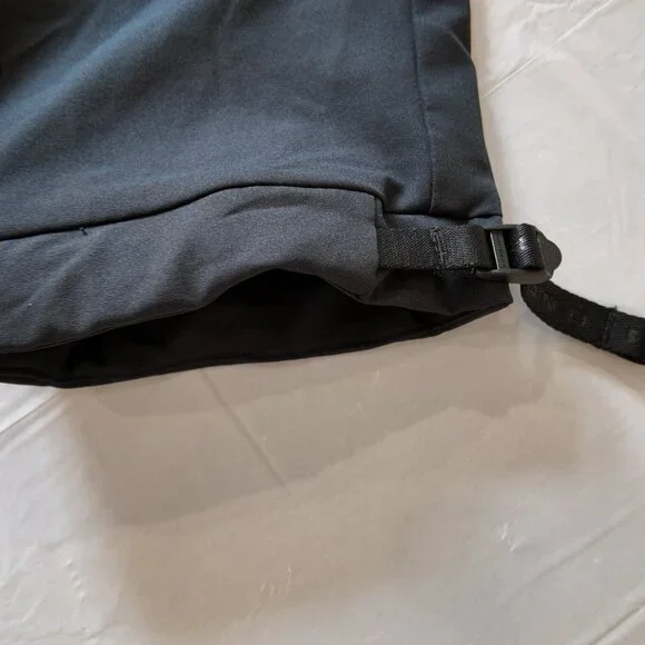 Under Armour | Project Rock Woven Cargo Pants - Black | Size L - Picture 3 of 11